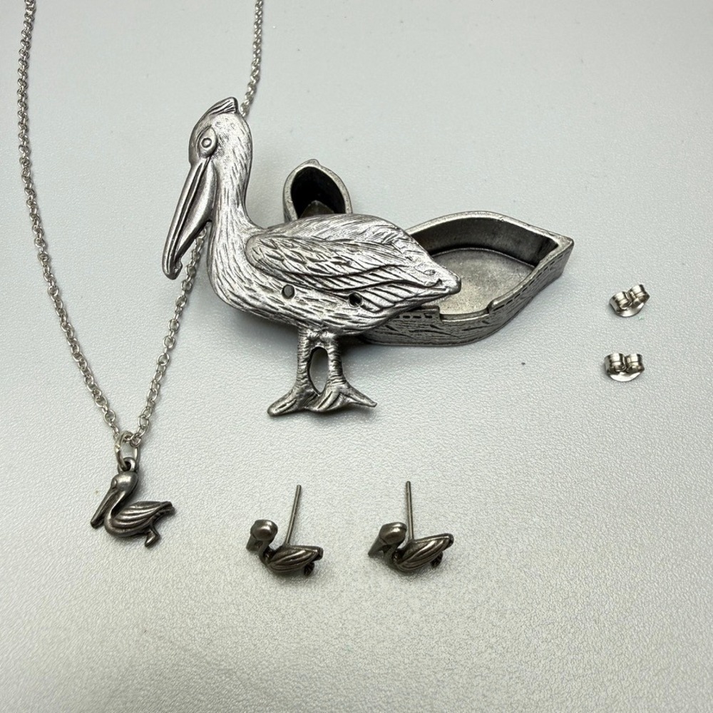 Torino Pewter Pelican Jewelry Set with Box Brooch Necklace and Earrings 15"